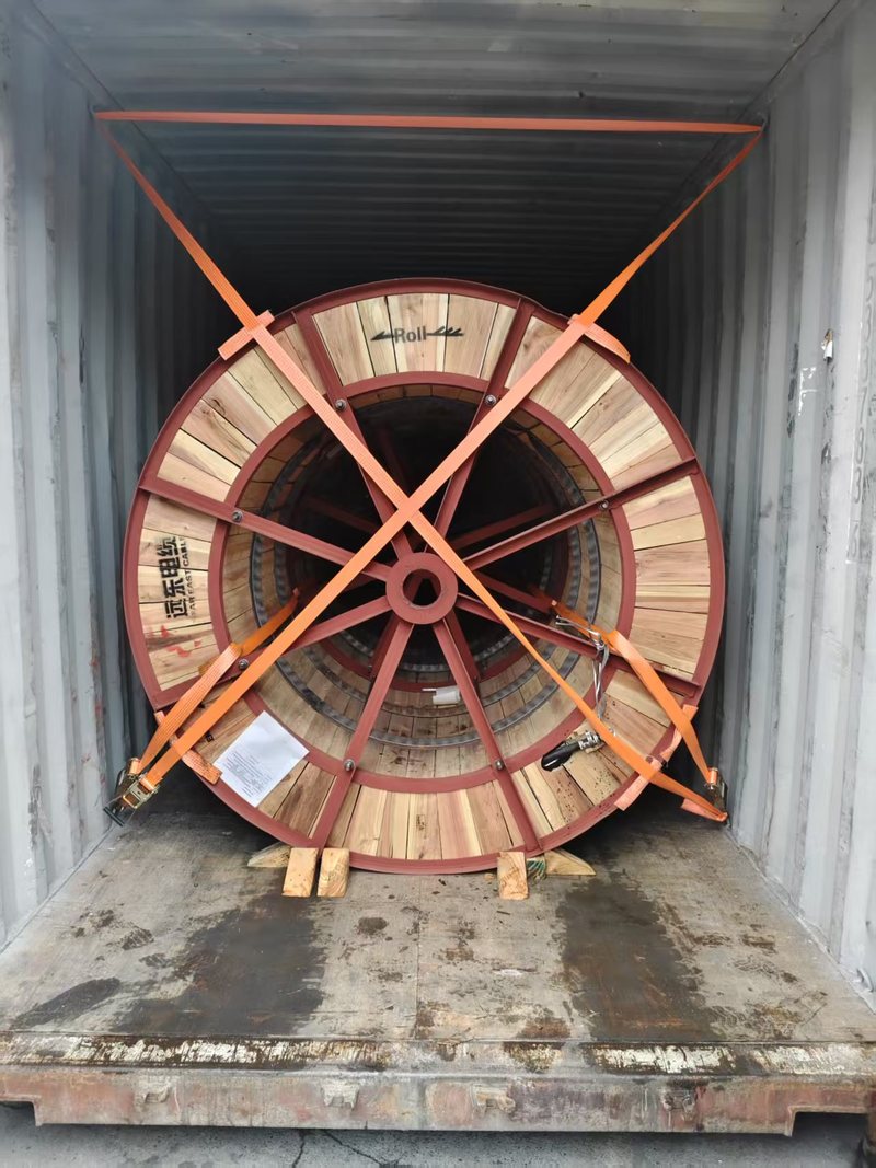 沙特阿拉伯电力建站电缆项目装柜现场